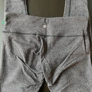 Size 4-6 Lululemon leggings- GUC